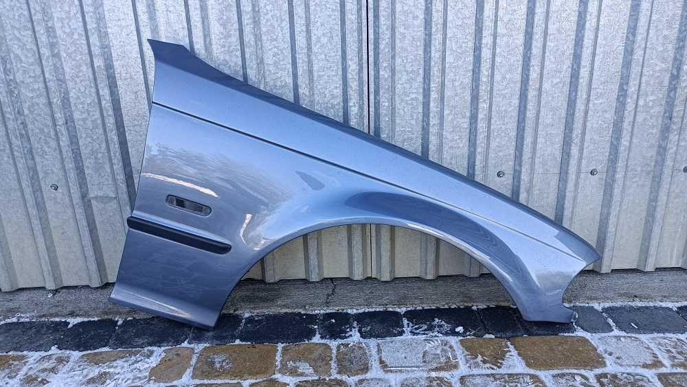 Błotnik prawy Przód Bmw E46 sedan kombi przedlift STAHLBLAU METALLIC