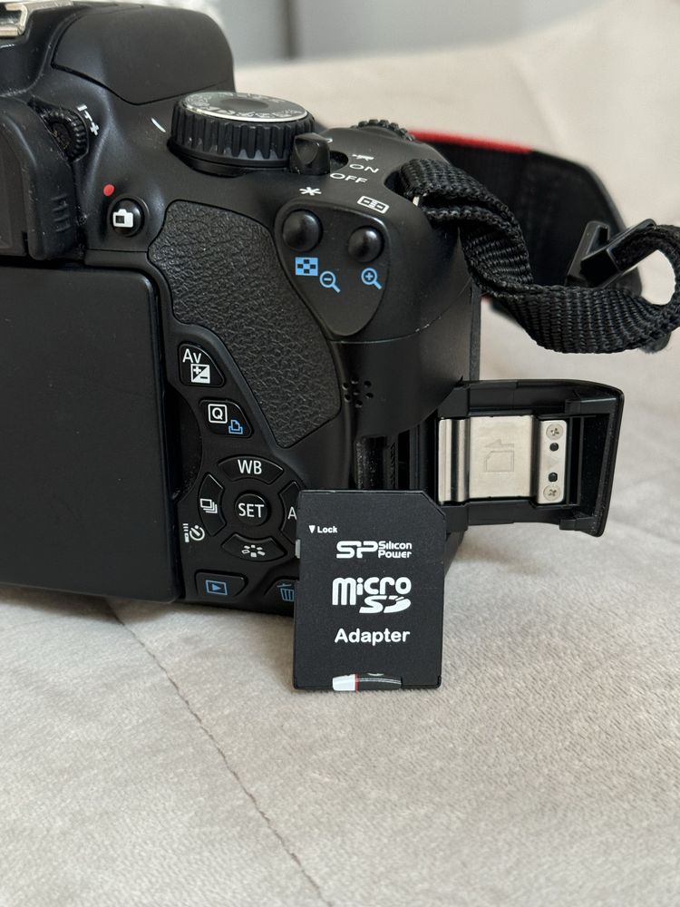 Фотопарат CANON D650 EOS