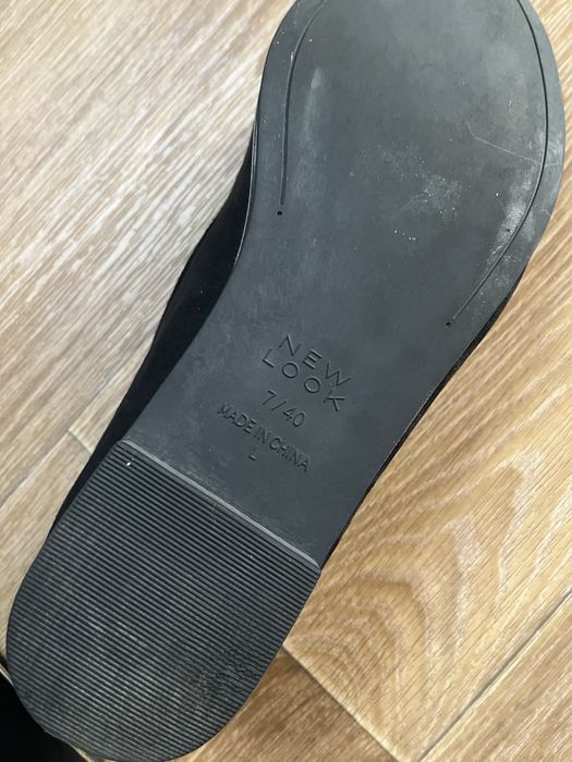 Туфлі чорні new look