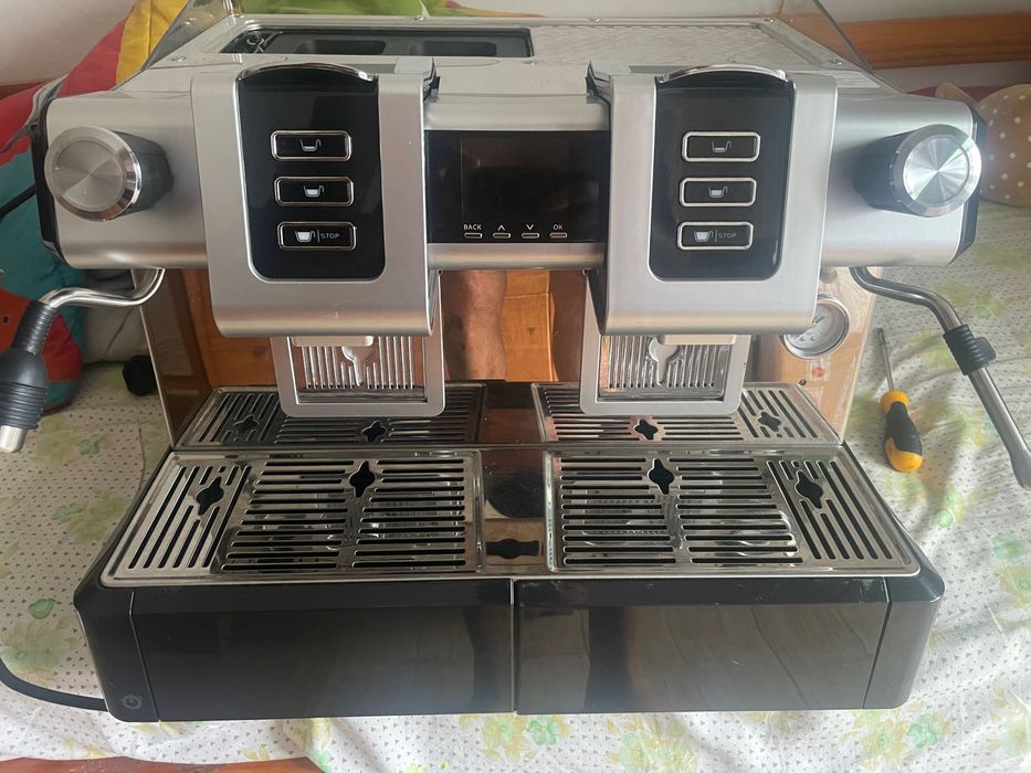 Máquina de café profissional