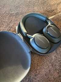 Bowers & Wilkins Mclaren