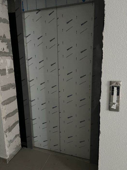 Без %. 1-кім студія з балконом, басейн,вітражні вікна, укриття