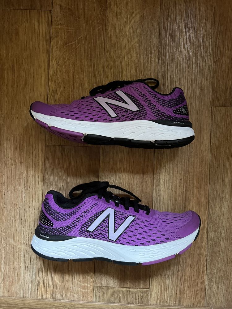 Жіночі кросівки New Balance 680v6 40р