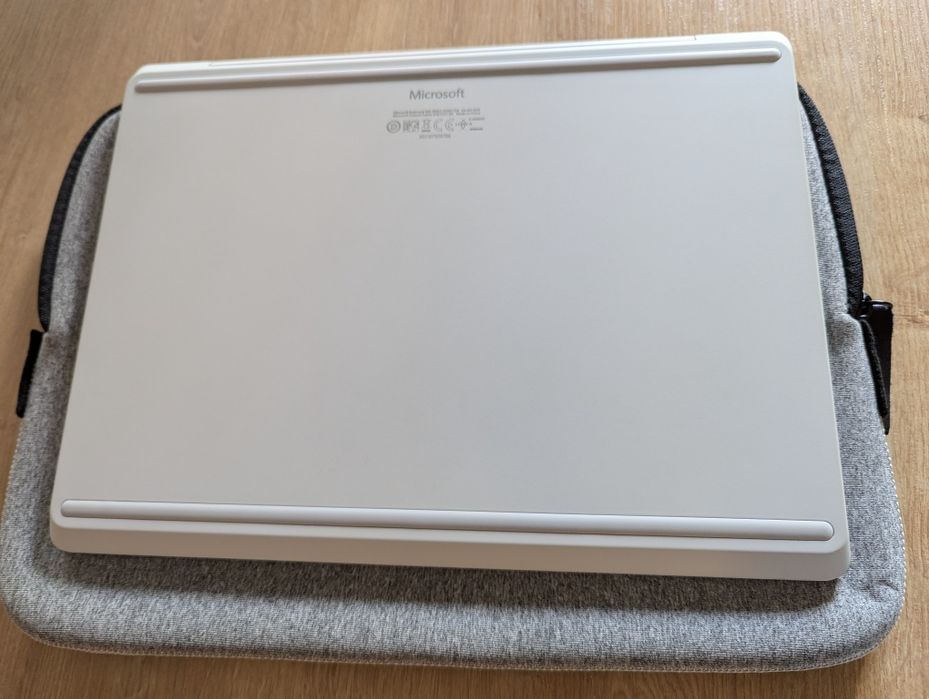Microsoft Surface Laptop Go i5/8GB/256 Platynowy