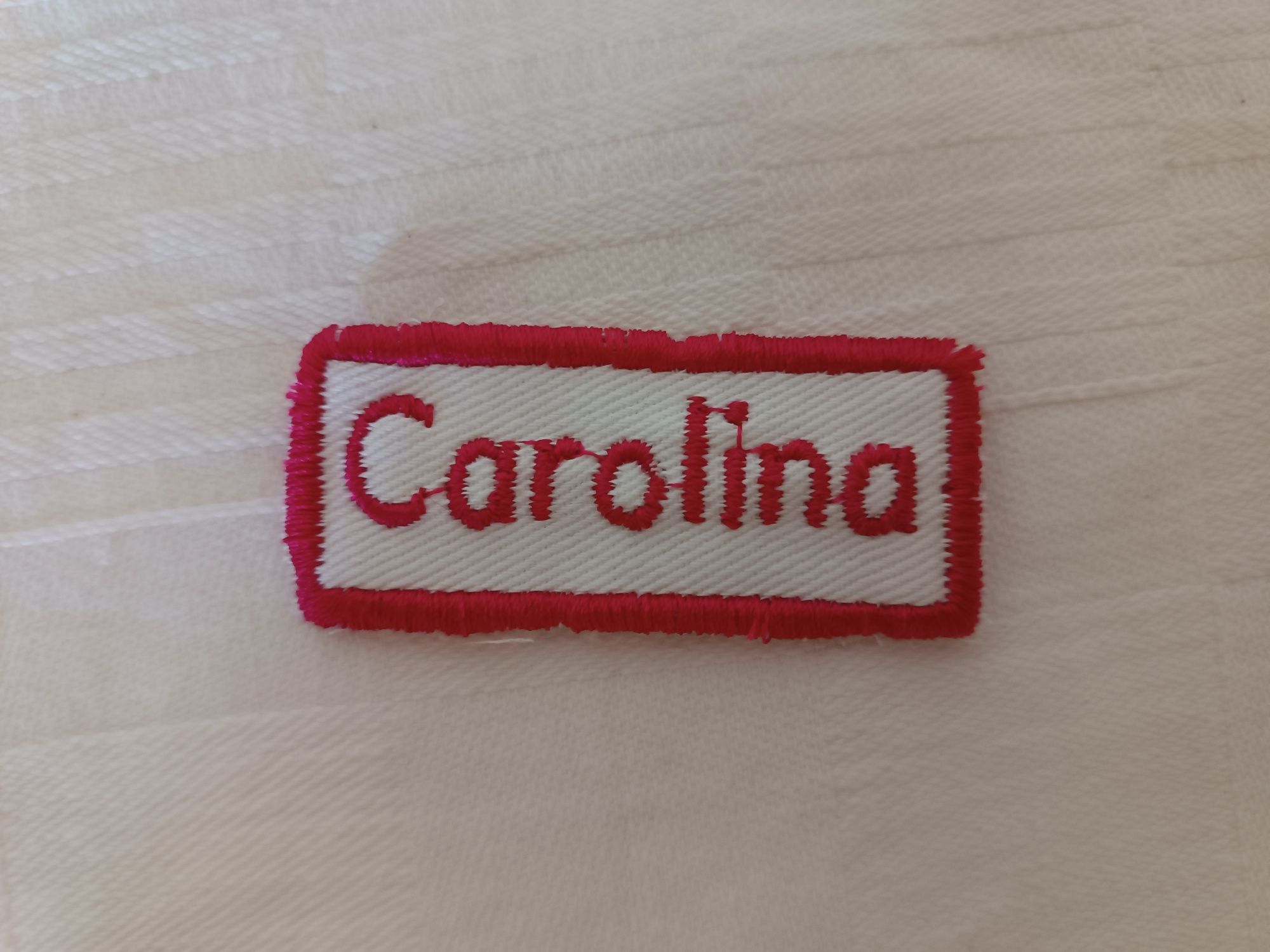 Patches bordados com nome para bibes escolares