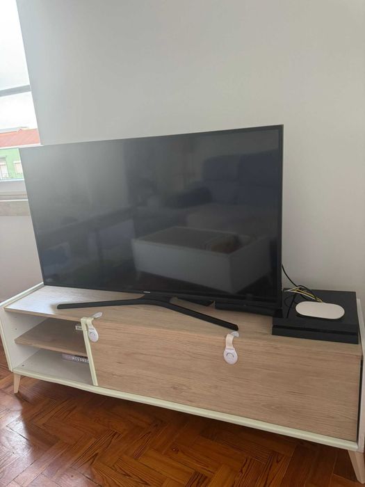 Móvel de TV Moviflor