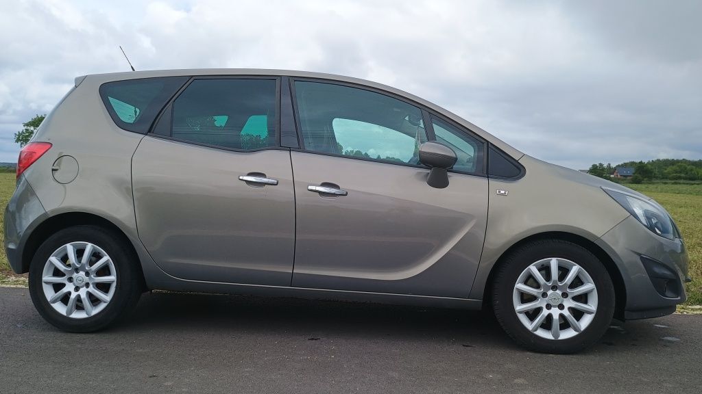 Sprzedam Opel Meriva B 1.7 cdti