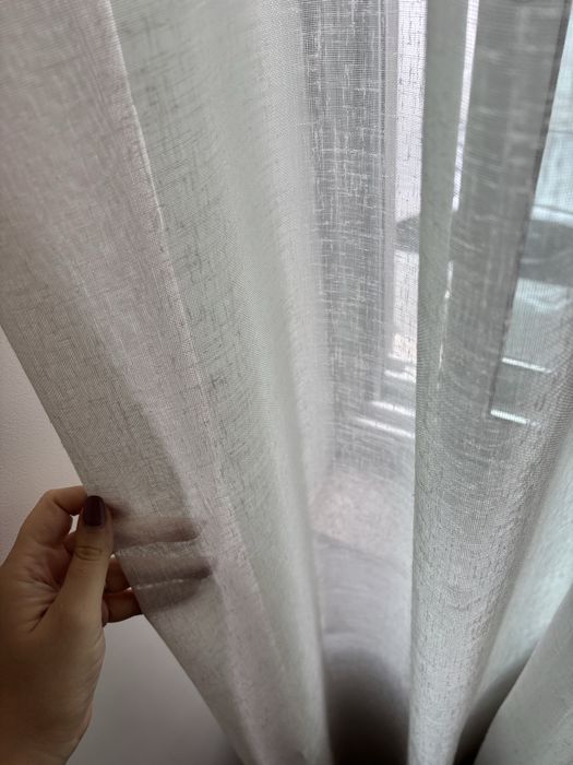 Cortina com sistema de calha