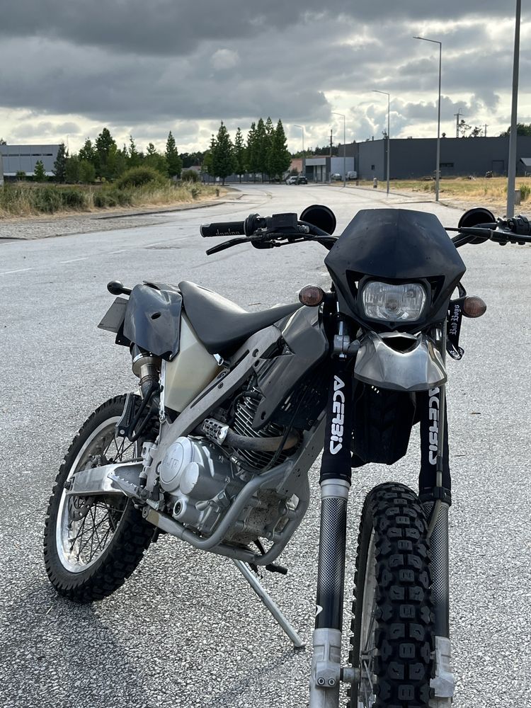 AJP Pr3 125cc - 2009
