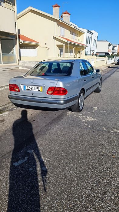Mercedes E220D W210