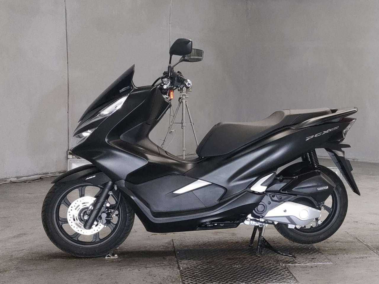 Максі скутер Honda PCX 150 KF30 в Арт Мото Хмельницький з документами