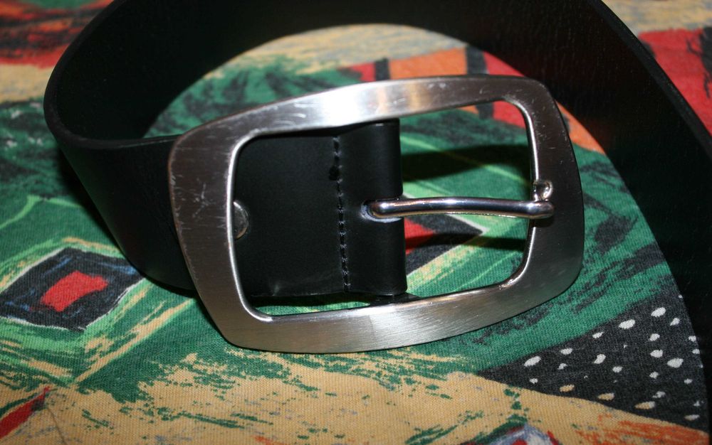 Кожаный ремень 85 р