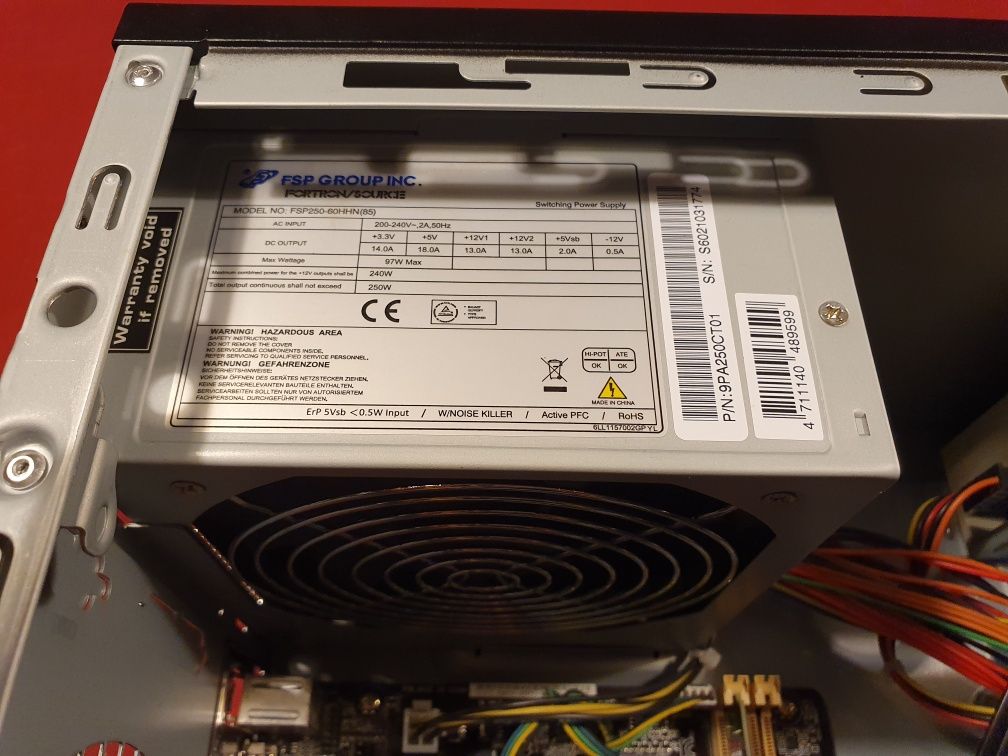Komputer stacjonarny Intel Pentium 4GB HDD 500GB WIFI 6 AX200 Windows