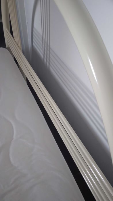 Cama nova, com colchao  nunca utilizado