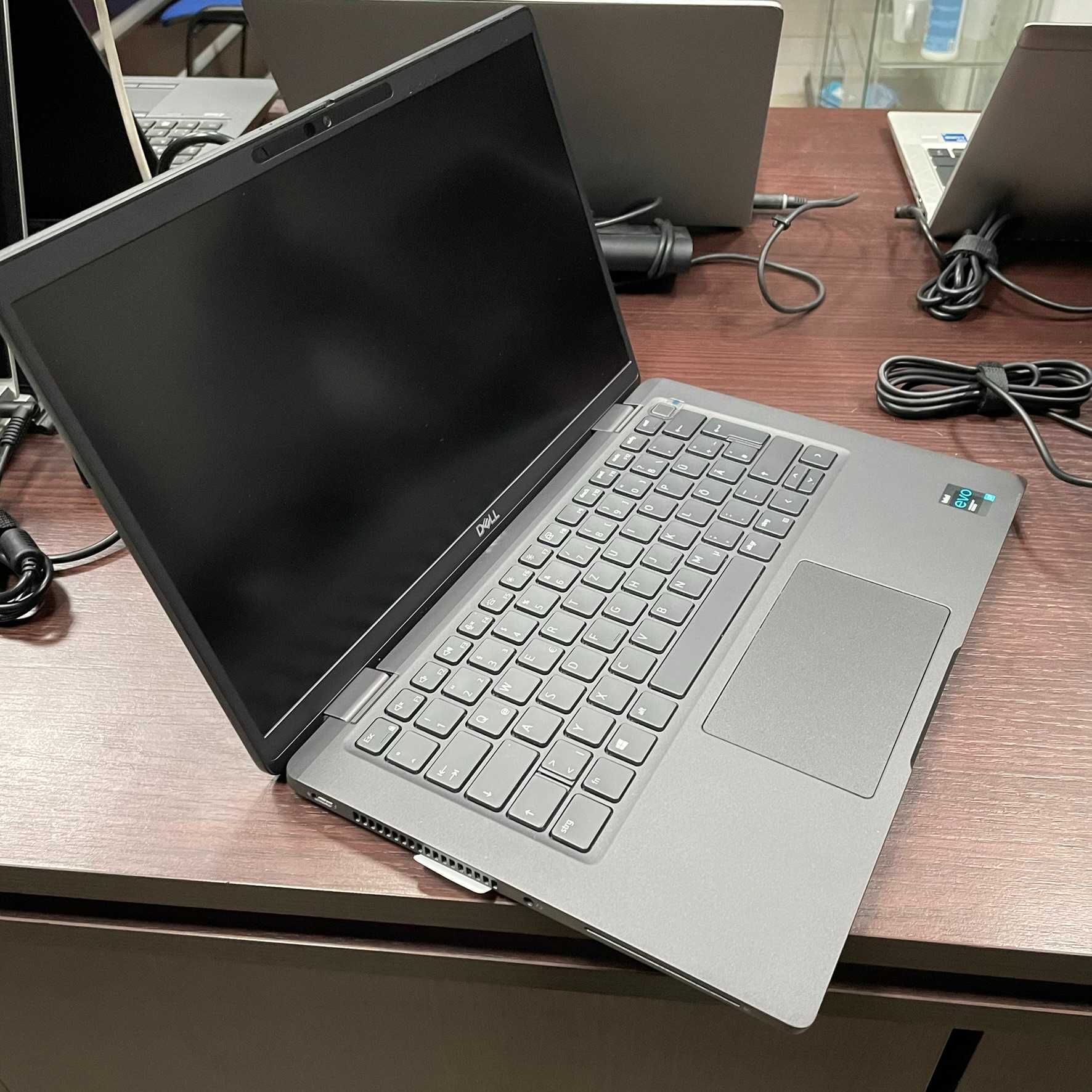 Laptop Dell Latitude 7420 14" -  Core i7 11GEN Iris 16GB 512SSD
