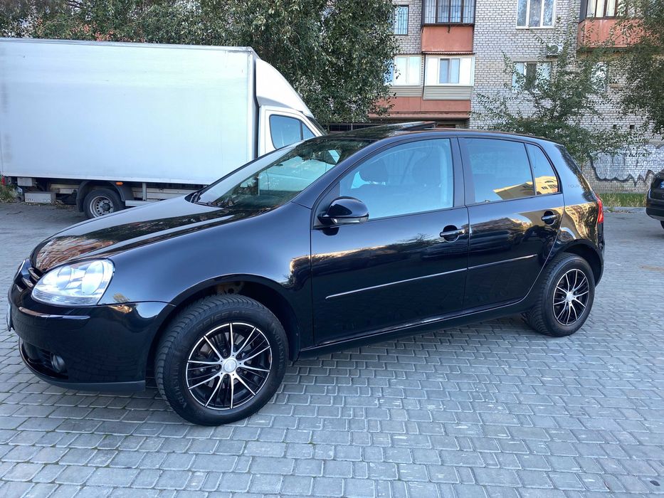 Продам Volkswagen Golf 2007 р. не фарбований, гарна комплектація