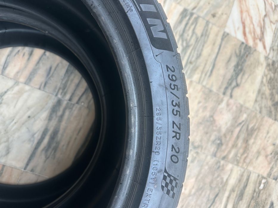 Pneus Michelin 295/34 R20
