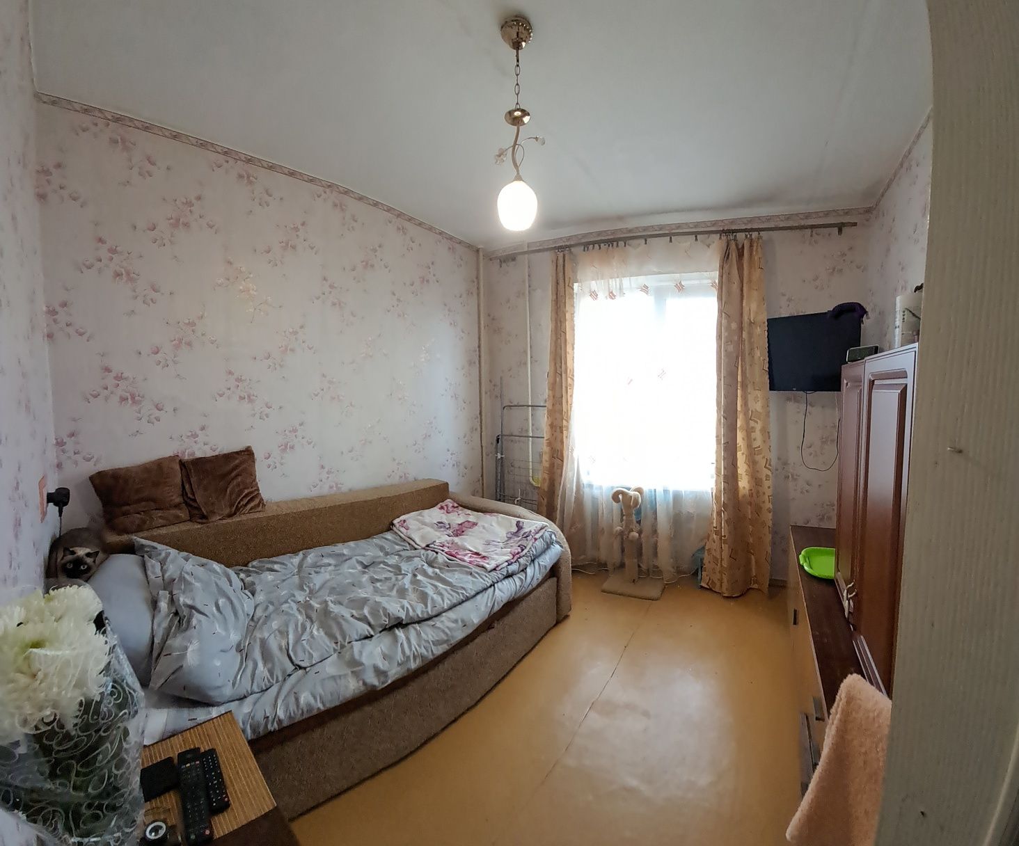 Продам трёх комнатную квартиру в Новомосковске.