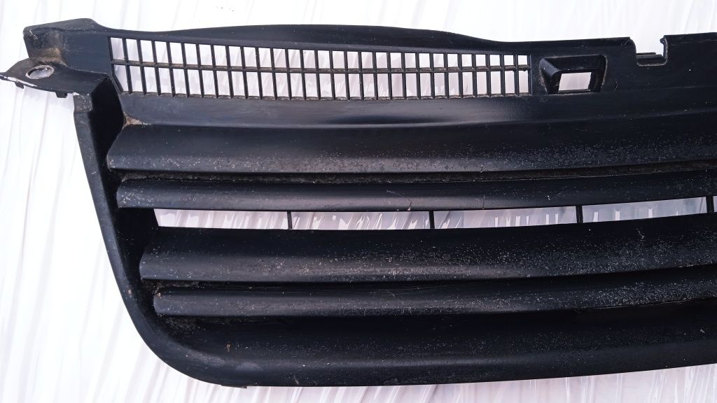 VW Passat B5 FL Grill Przedniej Maski