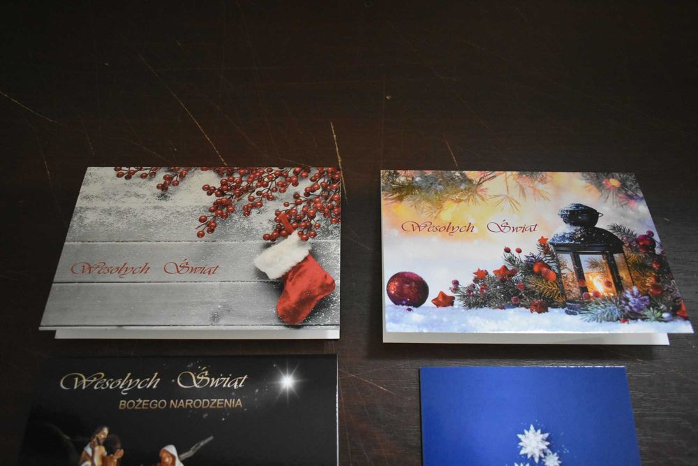 Zestaw kartek świątecznych z gotowymi życzeniami