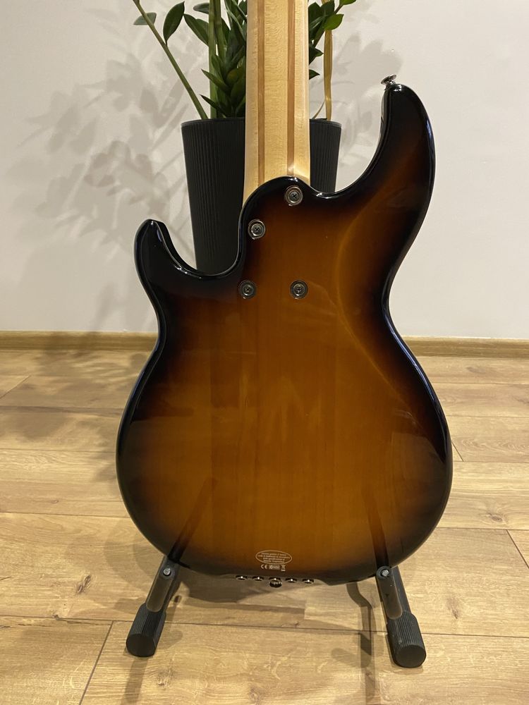 Yamaha BB 1025x gitara basowa bass