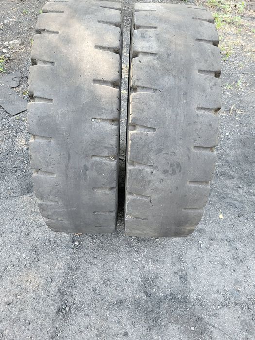 Продам шины б/у 7.00-12