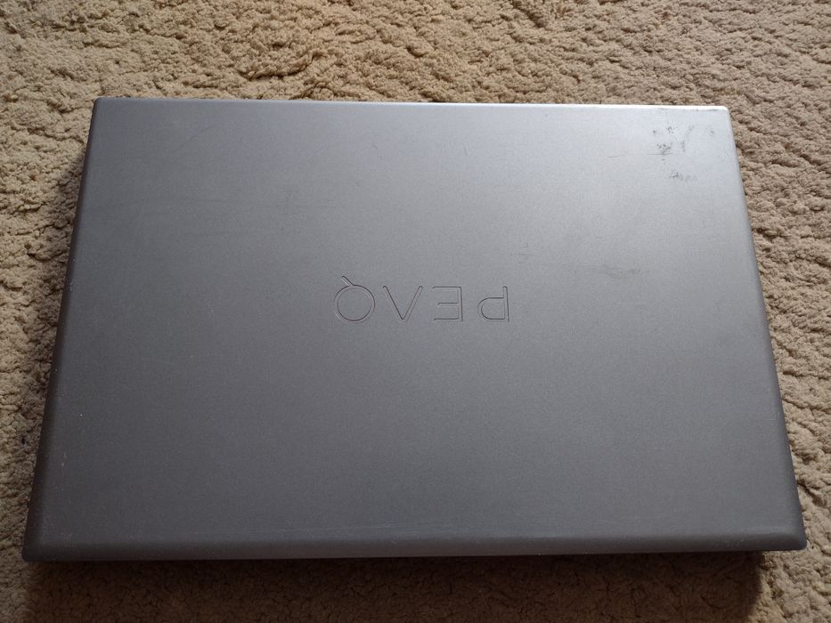 Ноутбук peaq notebook classic c140v робочий, без озу, ххд...