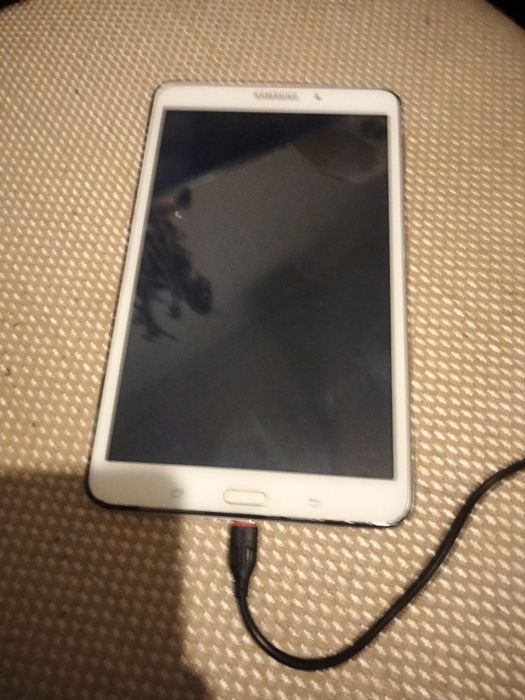 Samsung galaxy tab 4 2/16 wifi