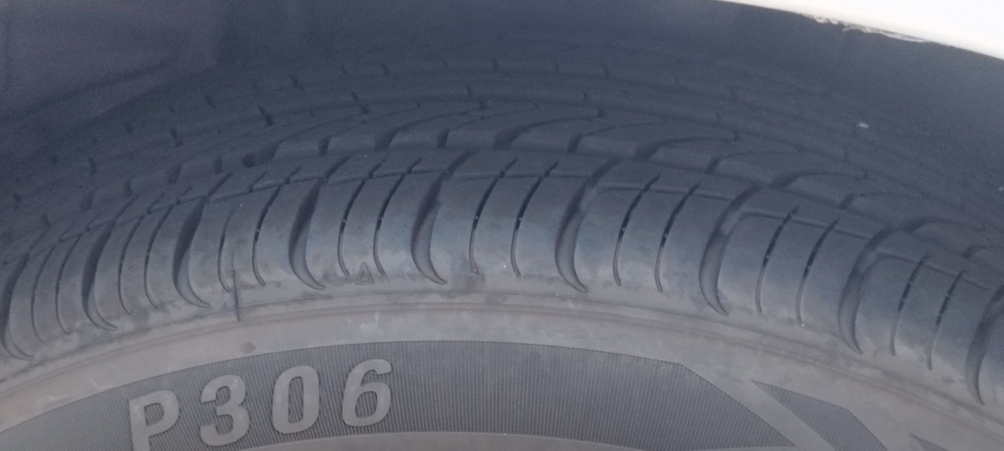 Nissan almera, excelente de mecânica. Com A/C.