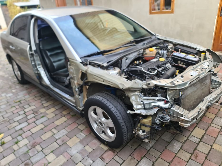 Вектра Ц 2.2 бензин