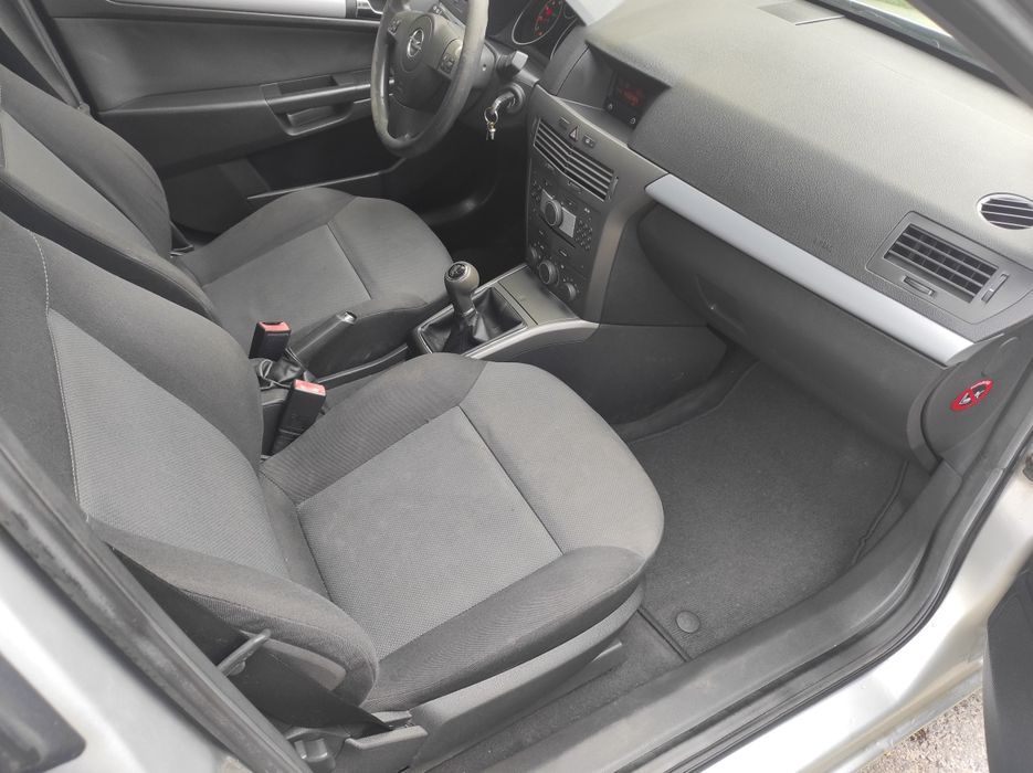 Opel Astra H 1,6 benzyna! Klimatyzacja!