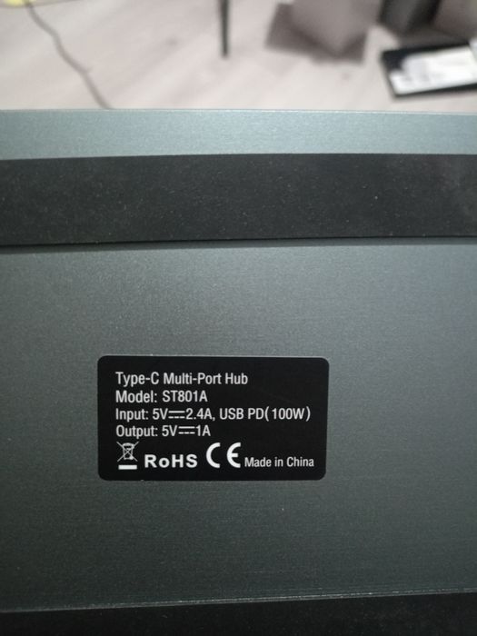 Нова підставка для ноутбука BENFEI з док-станцією USB-C