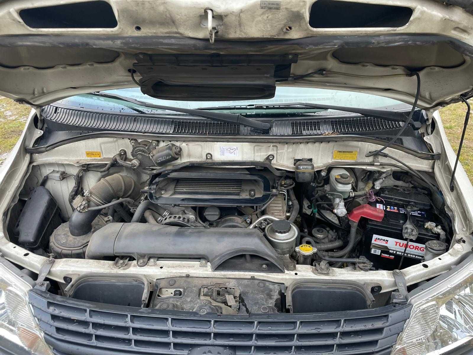 Samochód ciężarowy marki
Toyota Hiace Van 2,5 TYP: H1,