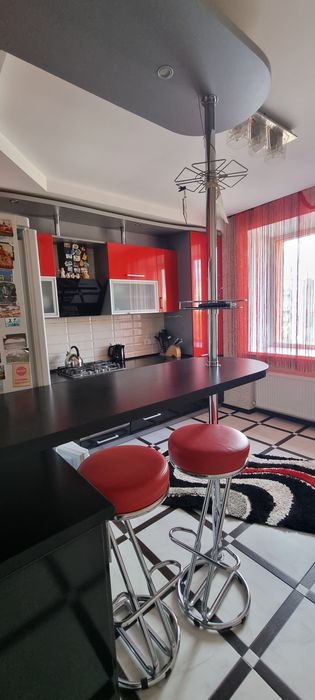 Подобово посуточно. ВІЛЬНА.