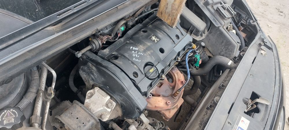Silnik peugeot 307 1.6 16v 07r