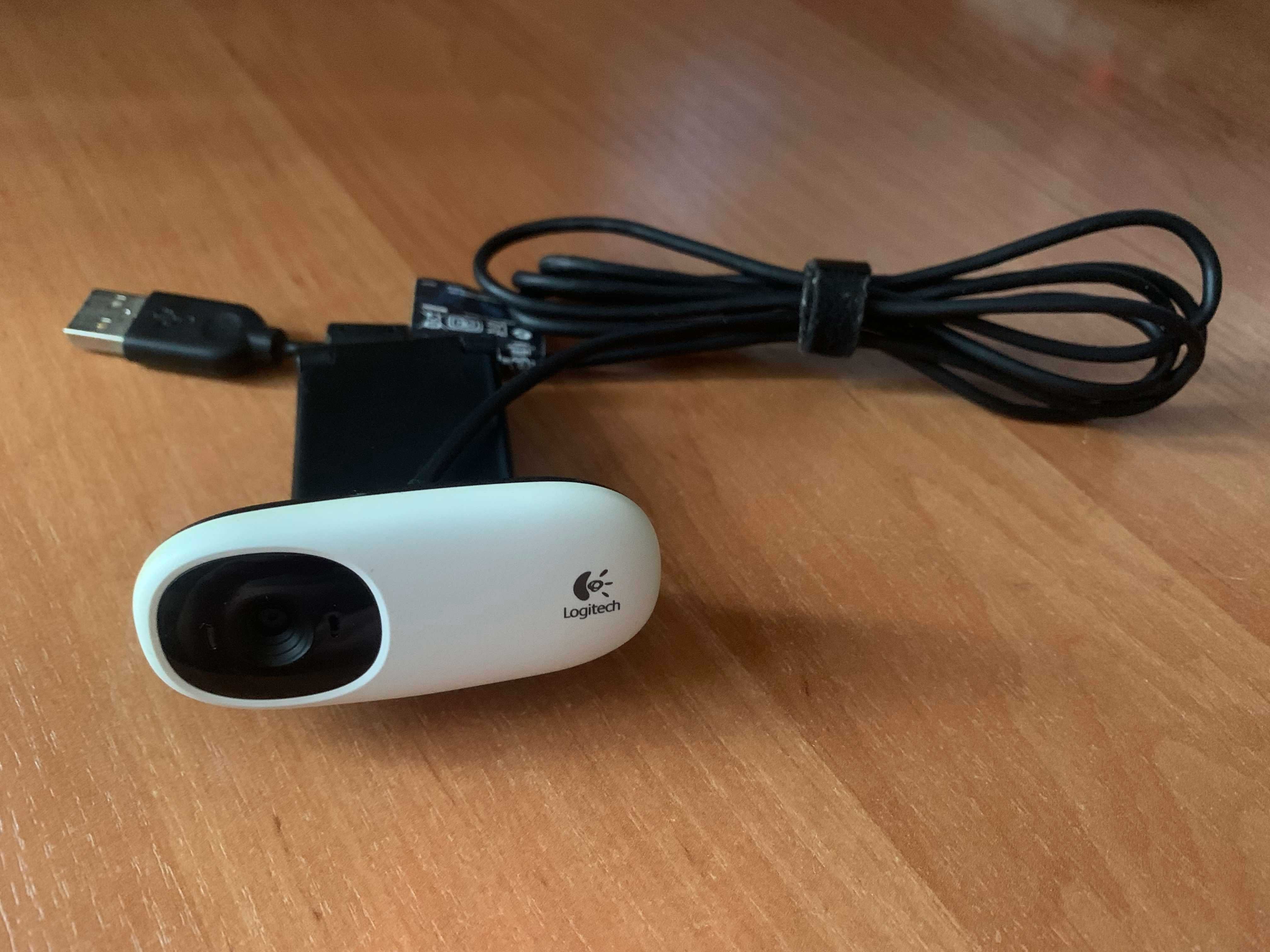 веб-камера  Logitech c110.