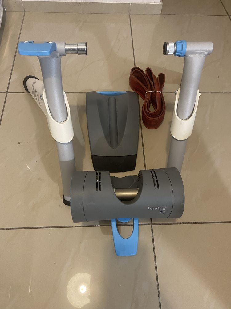 Trenażer interaktywny smart tacx vortex T2180 + opona