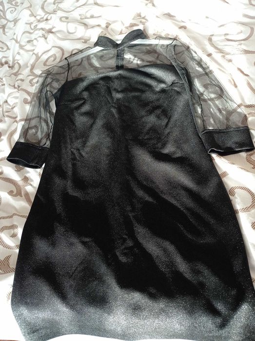 Продам платье красиве.