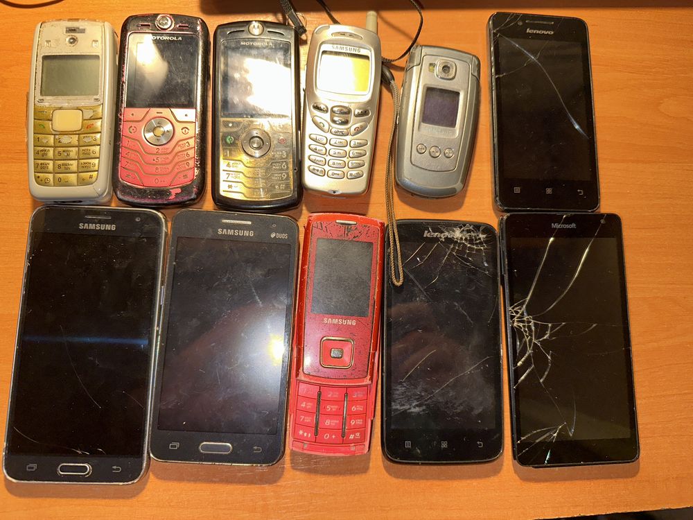 Продам Мобілні Телефони  На Запчастини на Відновлення