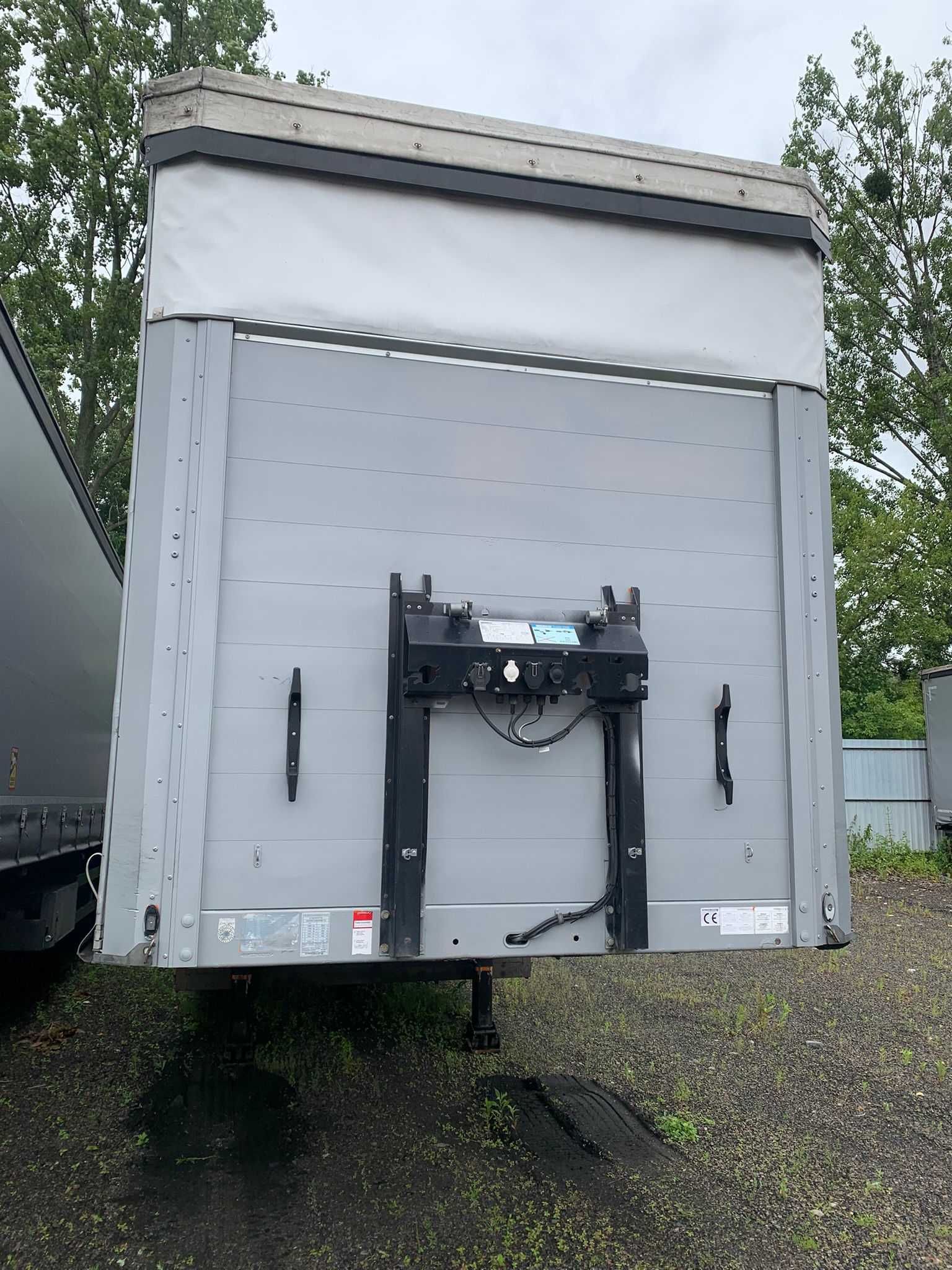 Schwarzmuller W-serie Mulda 8 metrów