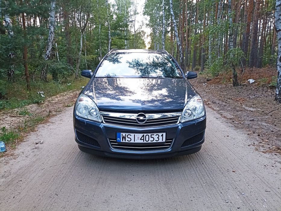 Opel Astra H Kombi 1.9 CDTI 2008 Hak Klima