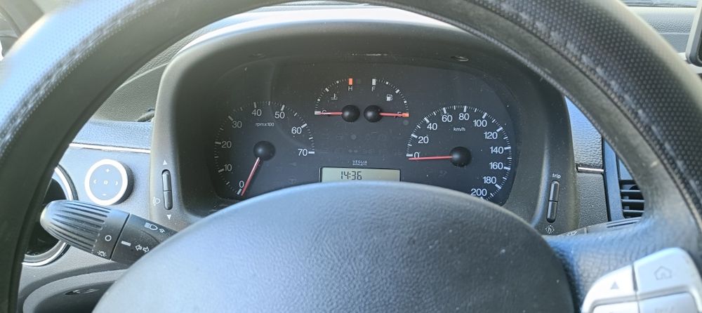 Fiat Punto carro de garagem - super impecavel .