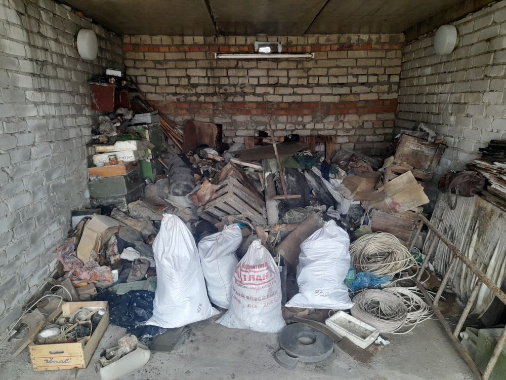 Вивіз старих меблів і мотлоху в Дніпрі