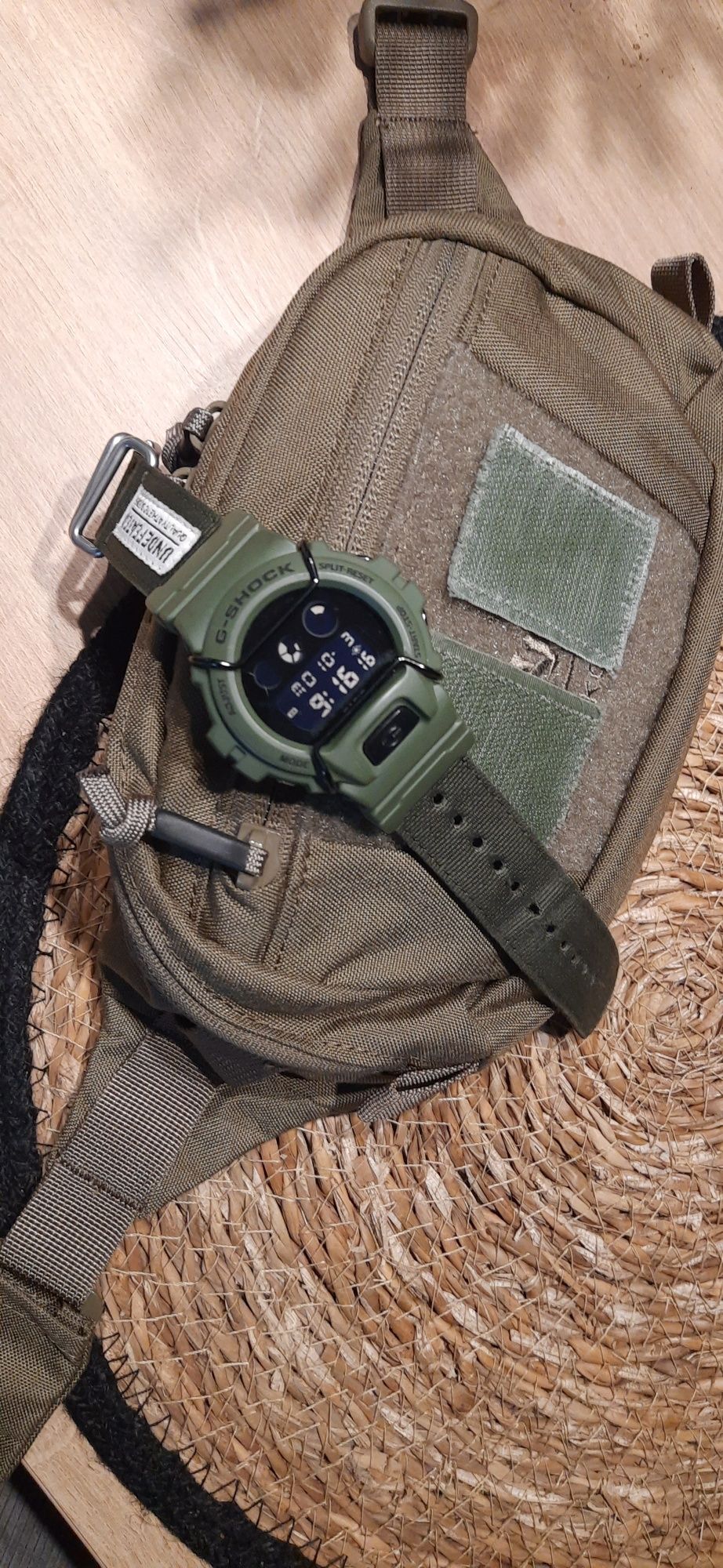 Casio g shock dw 6900 khaki olive Nato wojskowy