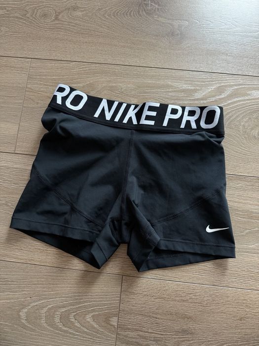 Жіночі Шорти nike pro