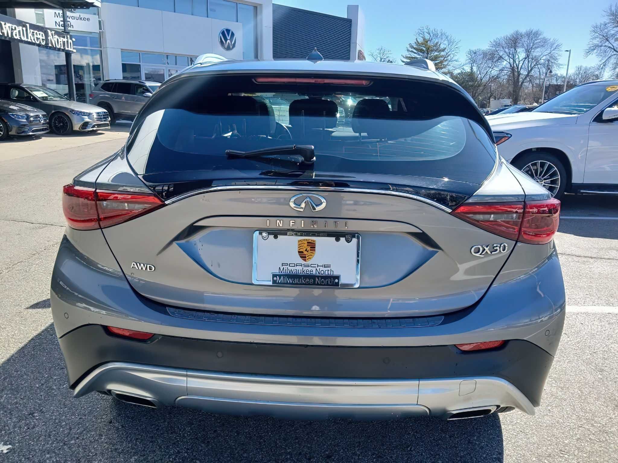 Infiniti QX30  2018