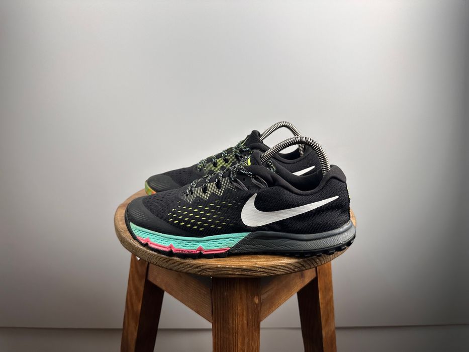 Кросівки Nike жіночі 39 розмір