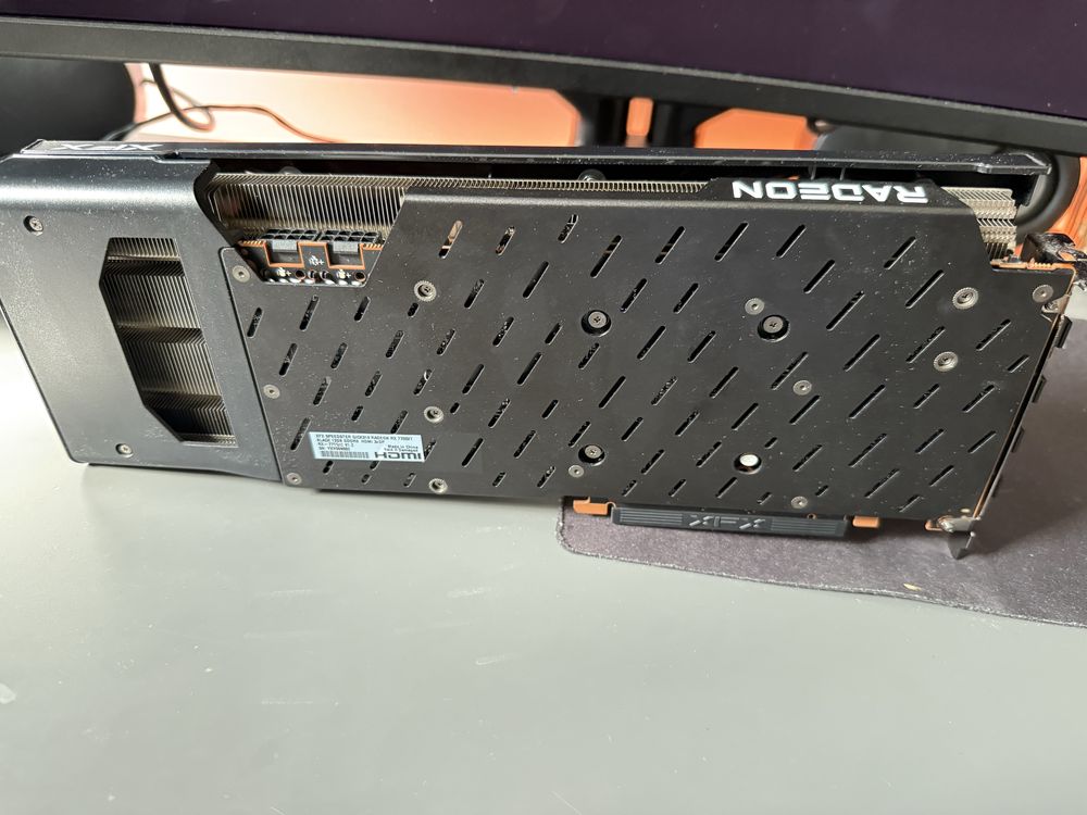 RX 7700 XT XFX QICK 319 – stan idealny, gwarancja, pudełko