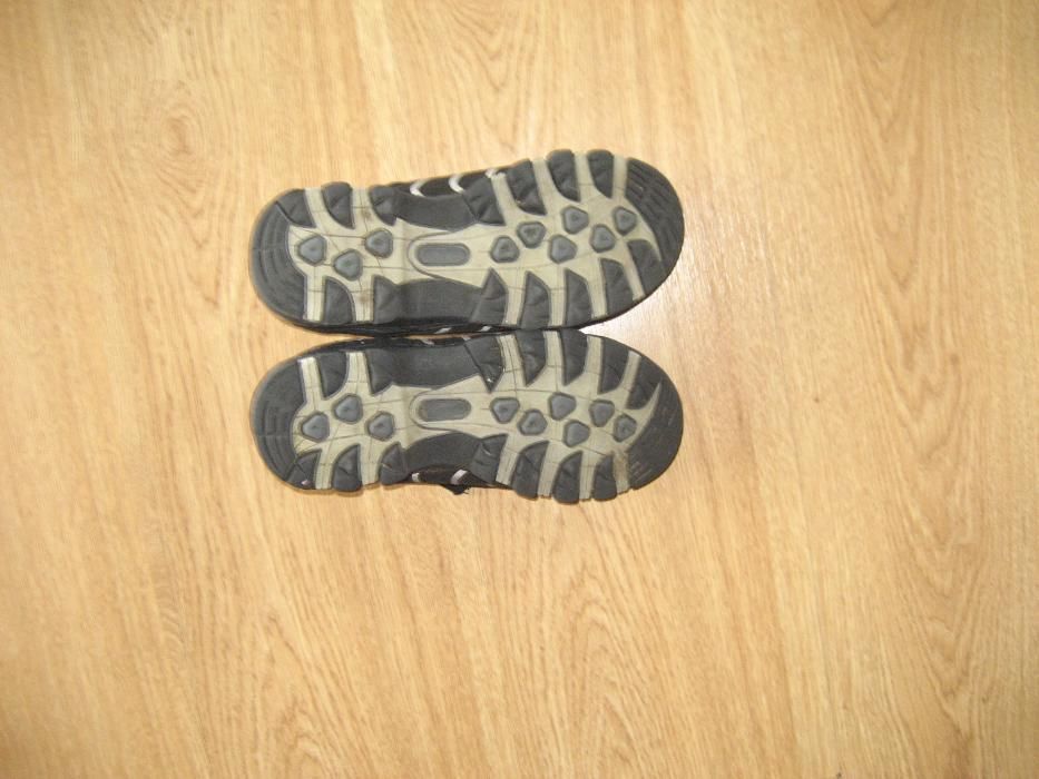 Buty trekkingowe na każdą porę roku w góry i do lasu rozm.34