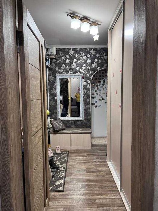 Продам 2к кв. Новые дома. Метро Дворец спорта пешком.  3\9